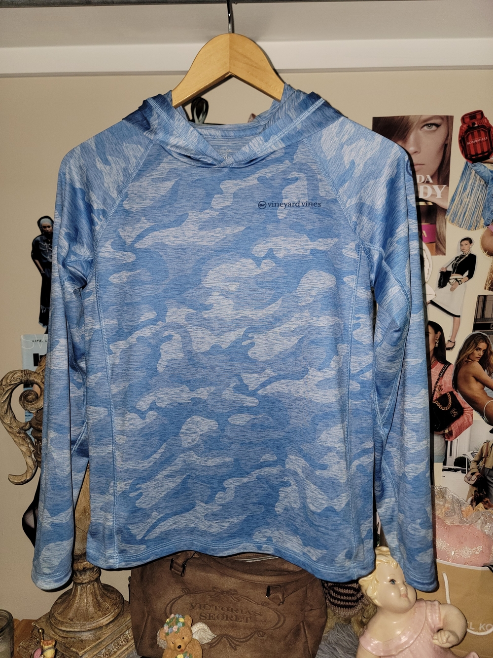 Boys S(8/10) Vineyard Vines Light Blue Camo Performance Hoodie